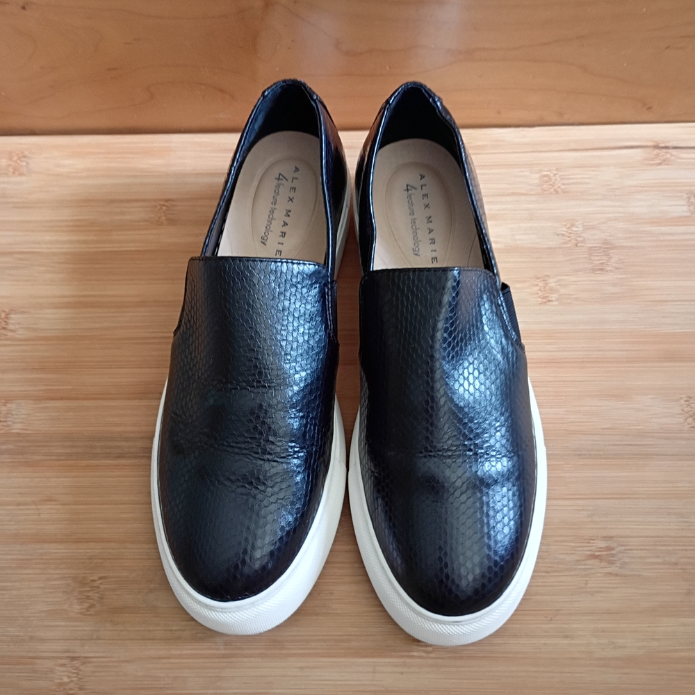 Alex Marie Black Leather Slip-On Double Decker Platform Shoe | Sz 8
